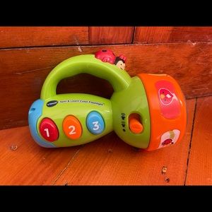 Vetch color flashlight